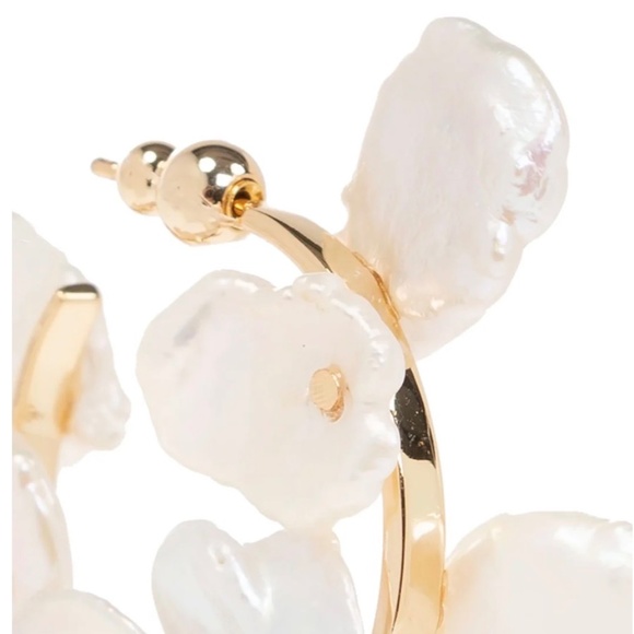 Cult Gaia Devora Keshi Freshwater Post Back Pearl Earrings - Picture 6 of 15